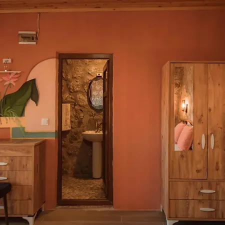 Gasthuis Yoruk Evi (adults Only) 3*