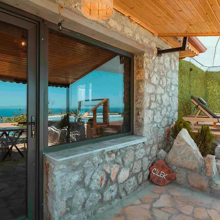 Yoruk Evi (adults Only)