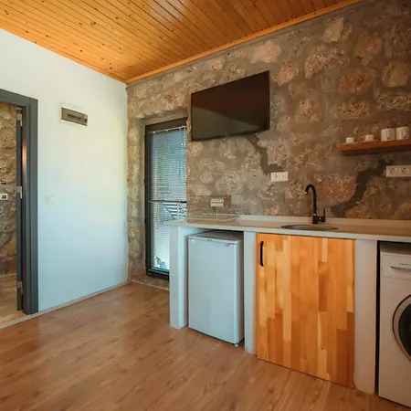 Yoruk Evi (adults Only)