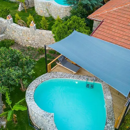 Gasthuis Yoruk Evi (adults Only) Faralya