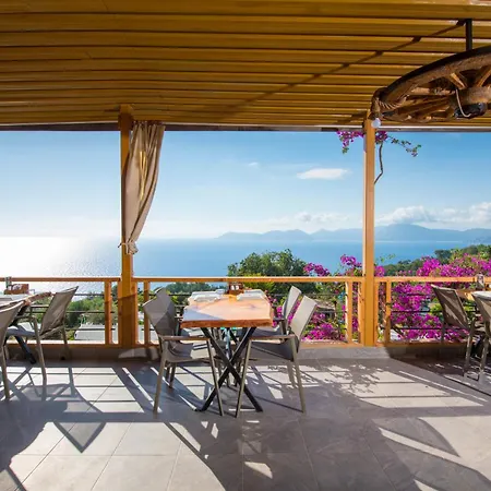 Yoruk Evi (adults Only) Pensiune Faralya