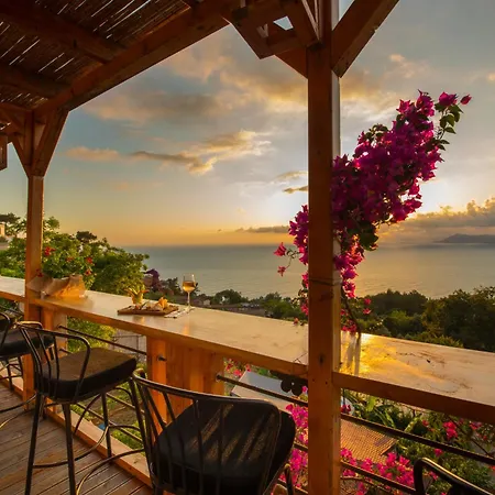Yoruk Evi (adults Only) Pensiune Faralya